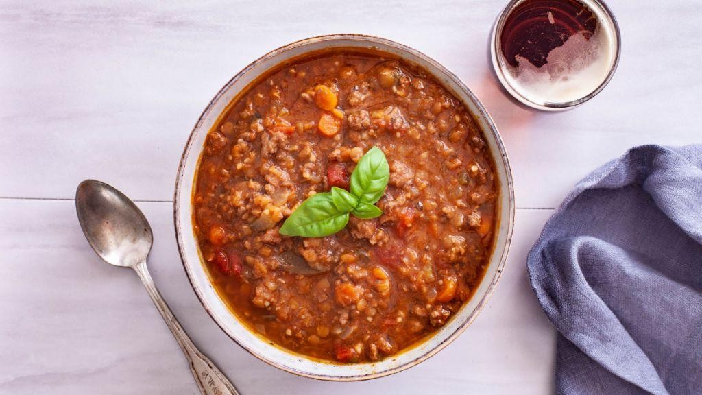 Slow Cooker Hamburger and Lentil Soup