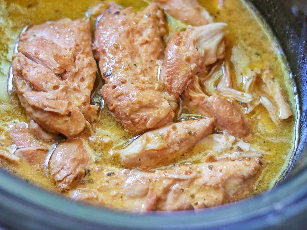 Slow Cooker Italian Herb Chicken