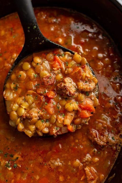 Slow Cooker Sausage and Lentil Curry