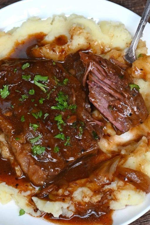 Slow Cooker Steak and Gravy