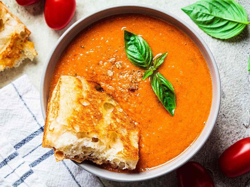 Slow Cooker Tomato Soup
