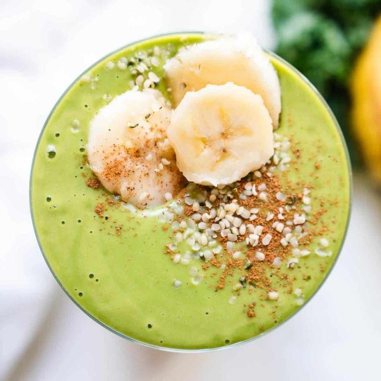 Smoothie Bowl with Kale, Banana, and Peanut Butter