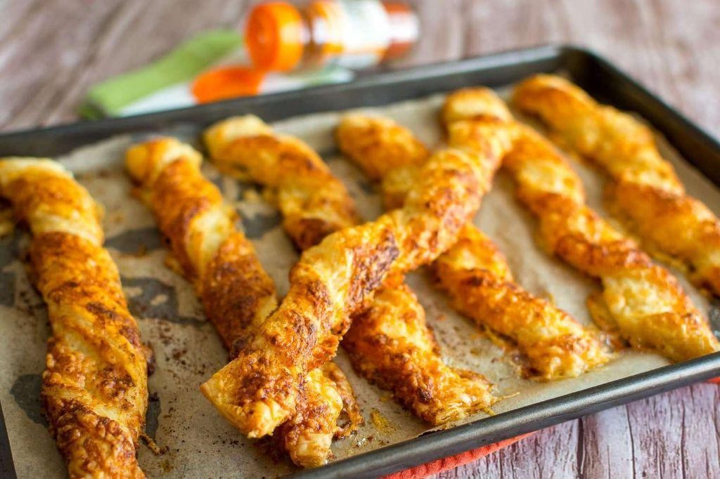 Sourdough Discard Cheese Straws