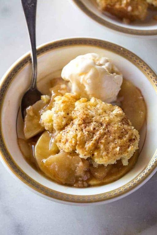 Southern Style Apple Cobbler