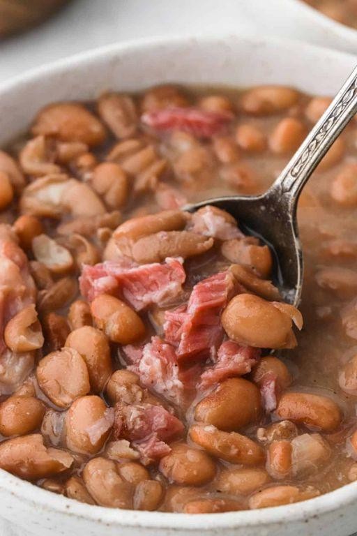 Southern Style Pinto Beans and Ham Hocks