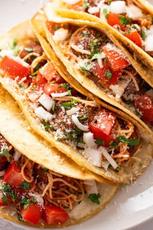 Spaghetti Tacos