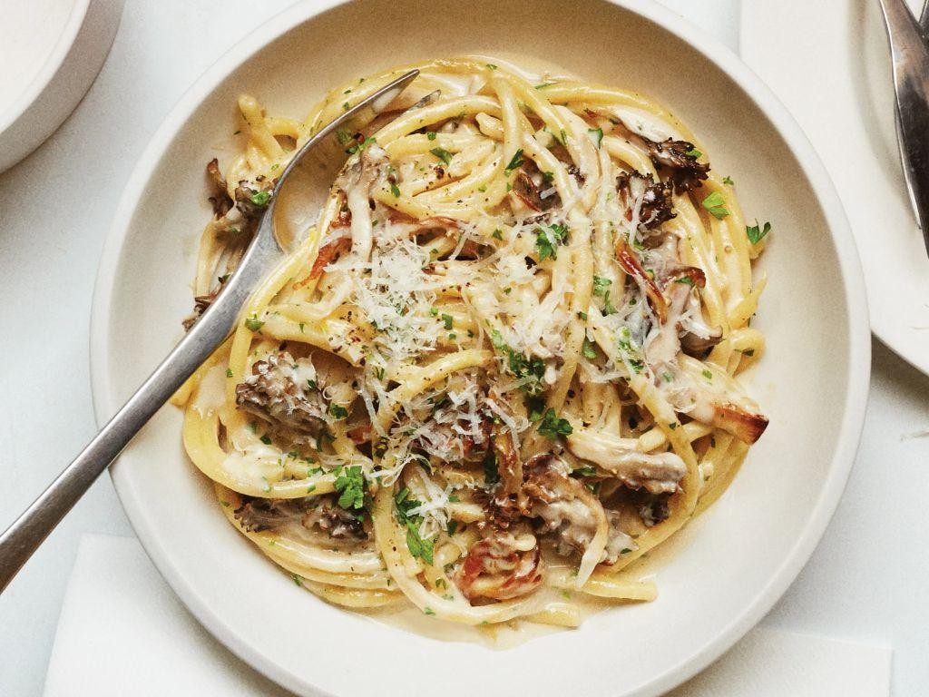 Spaghetti with Mushroom Sauce