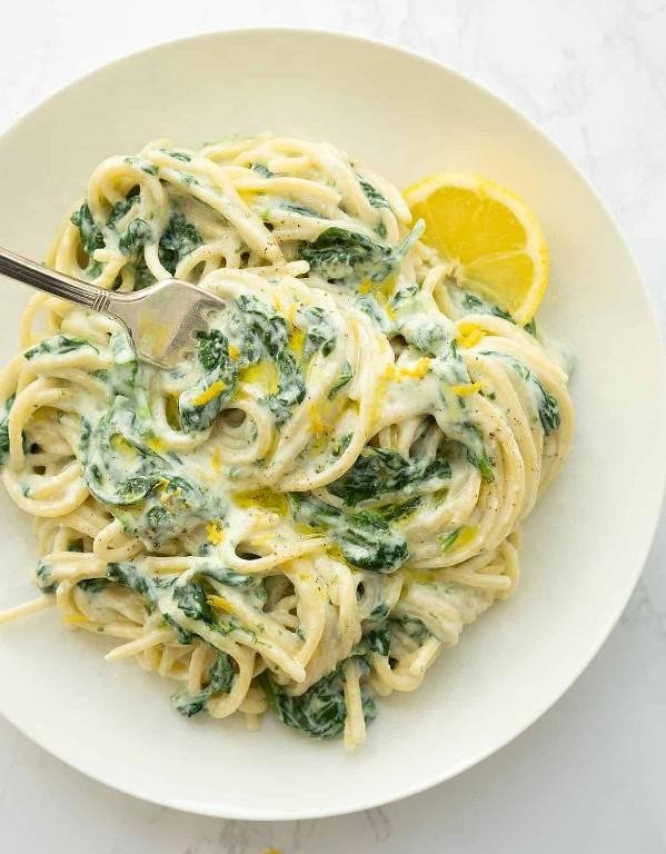 Spaghetti with Ricotta and Spinach