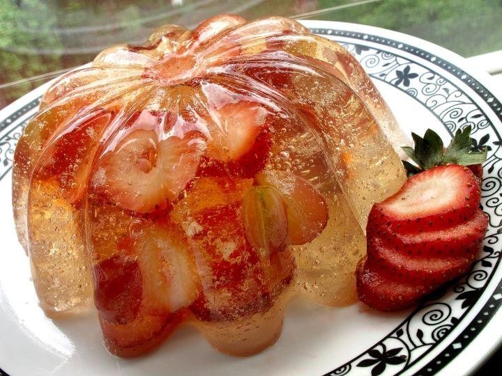 Sparkling Champagne Jello Mold