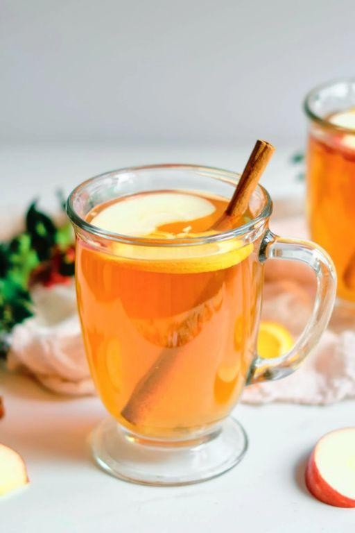 Spiced Poinsettia Tea