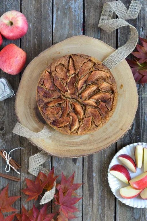 Spiced Viking Apple Cake