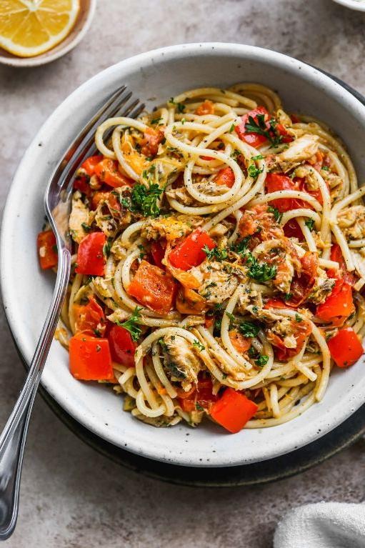 Spicy Canned Mackerel Pasta