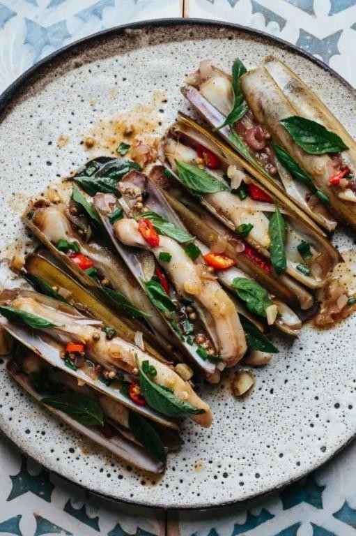 Spicy Razor Clam Stir Fry