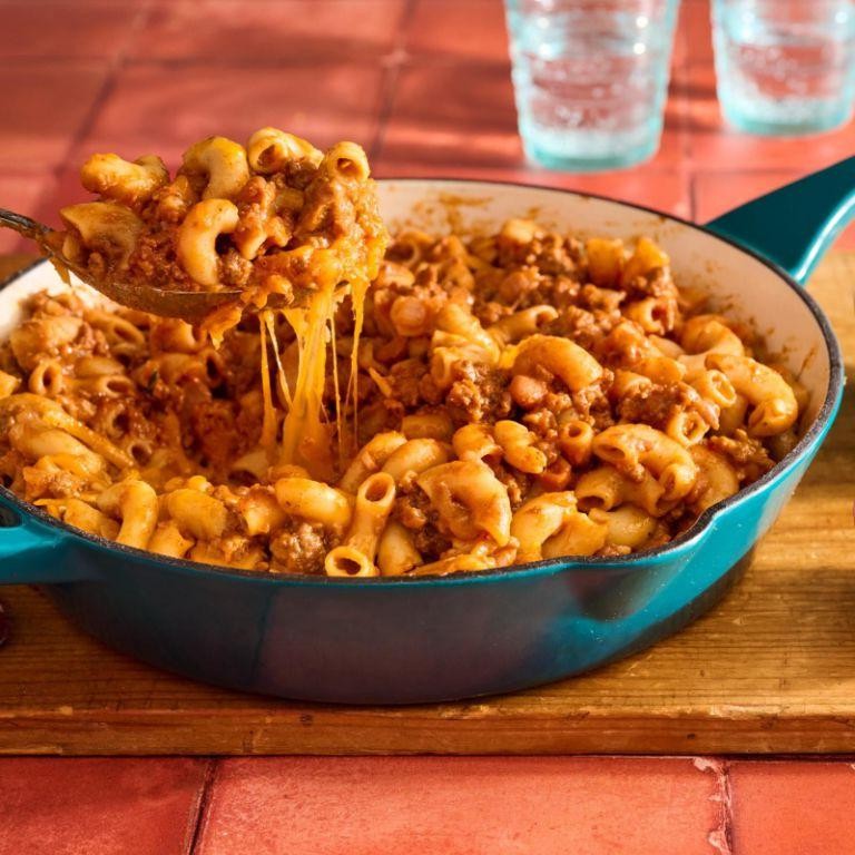 Spicy Three Cheese Chili Mac