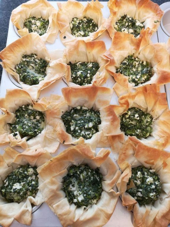 Spinach and Feta Stuffed Mini Phyllo Shells