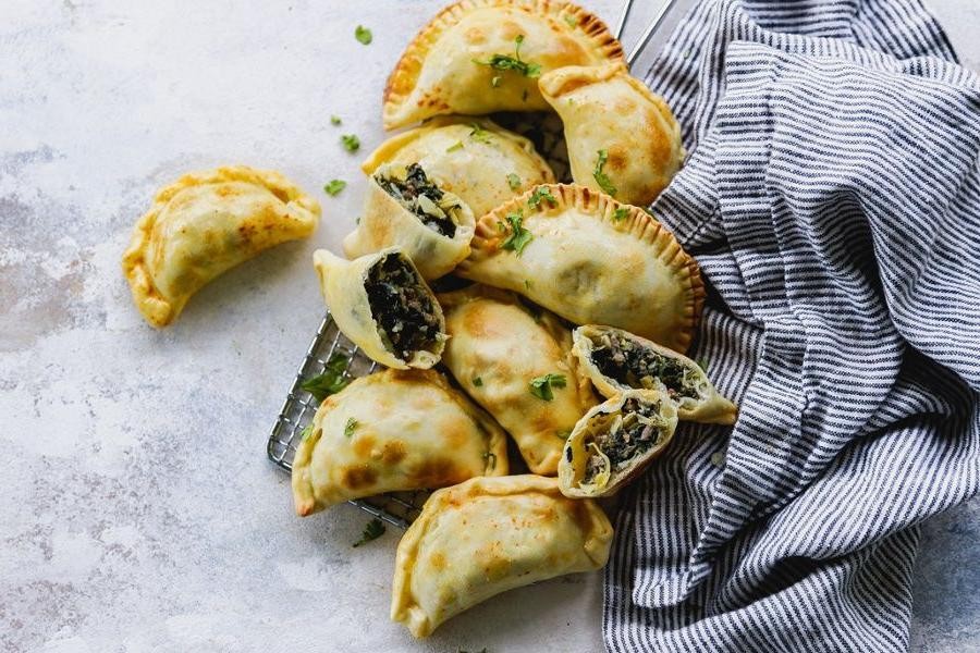 Spinach and Ground Beef Empanadas