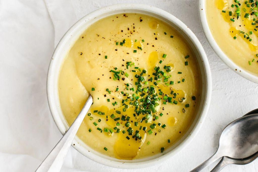 Spiralized Leek and Potato Soup