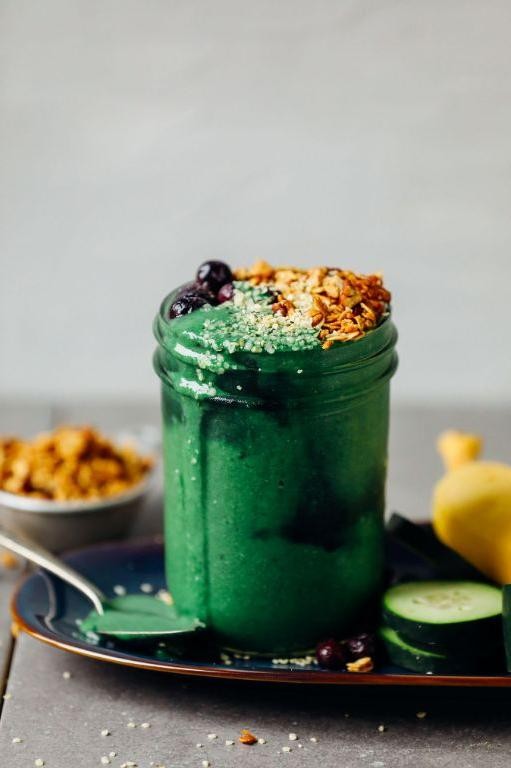 Spirulina and Banana Vegan Protein Smoothie