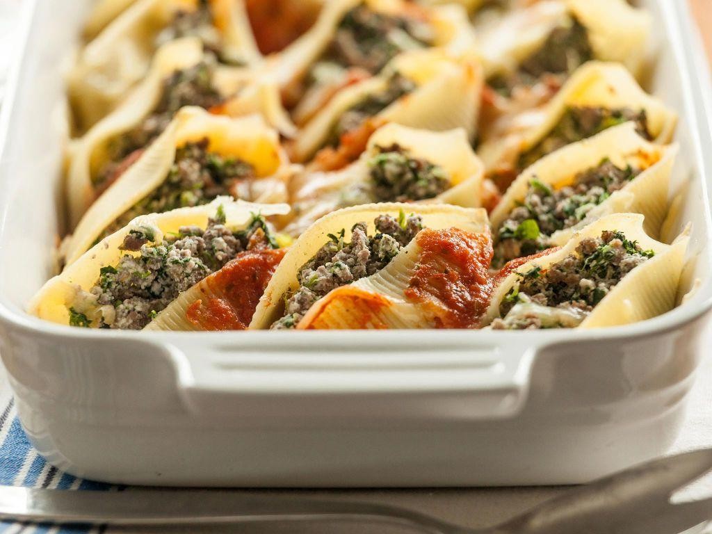 Steak and Spinach Stuffed Shells