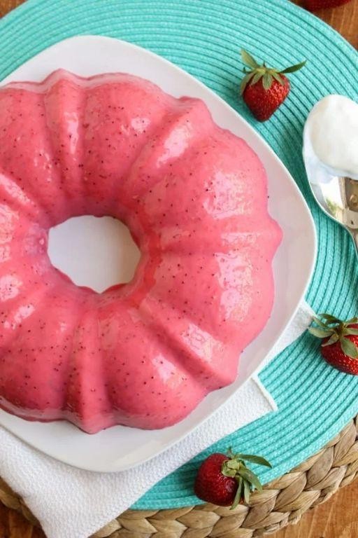 Strawberry Banana Jello Mold
