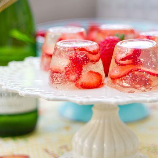 Strawberry Champagne Jello Shots