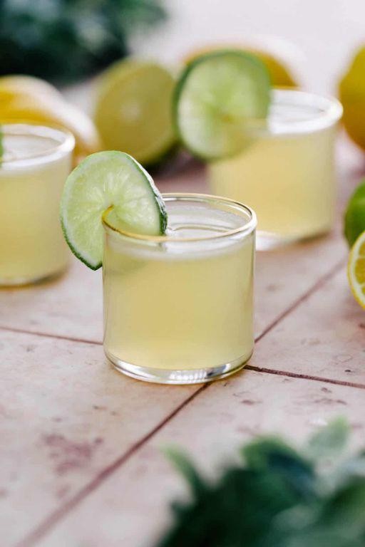 Sweet Peach Green Tea Shot