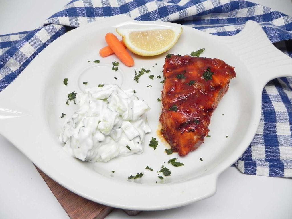 Swordfish with Cucumber Dill Sauce