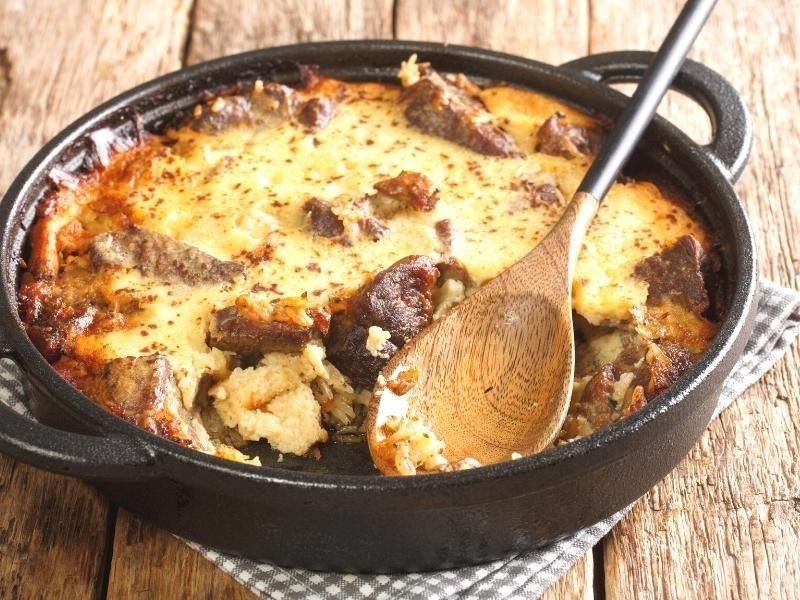 Tavë Elbasani (Albanian Baked Meat with Vegetables)