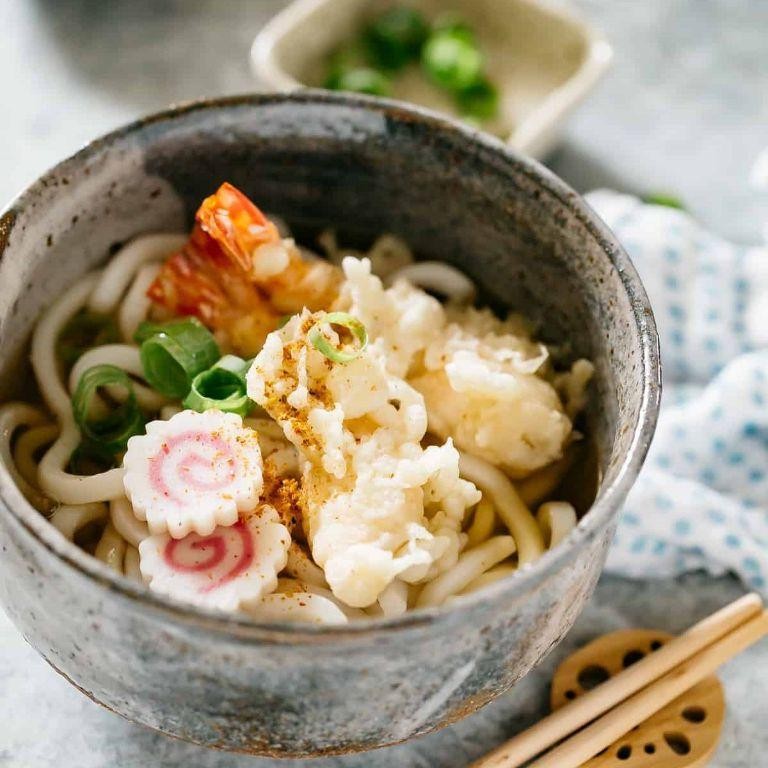Tempura Udon (Udon with Tempura)
