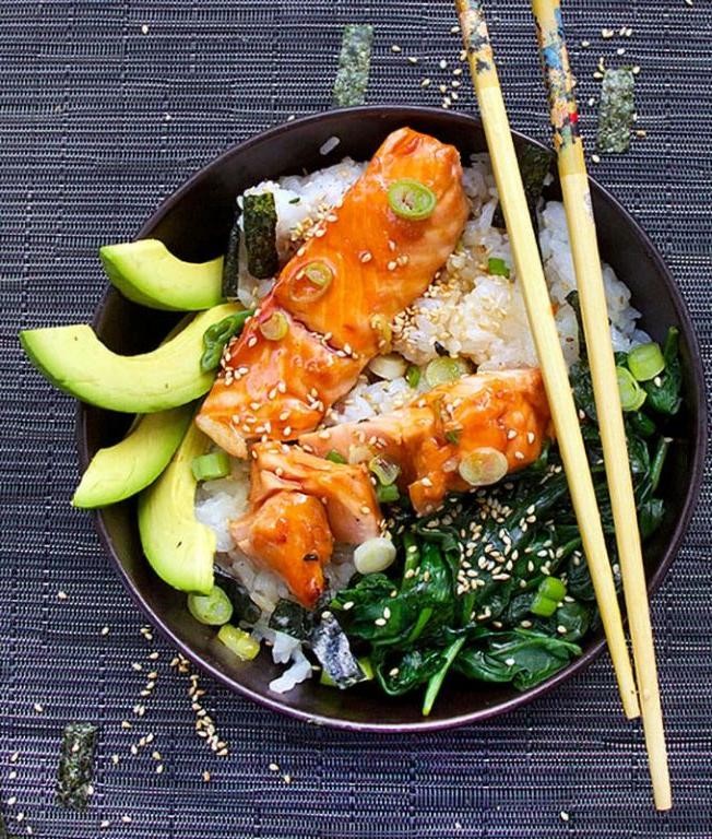 Teriyaki Salmon and Avocado Salad