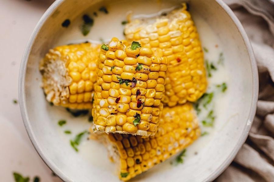 Thai Coconut Milk Crockpot Corn on the Cob