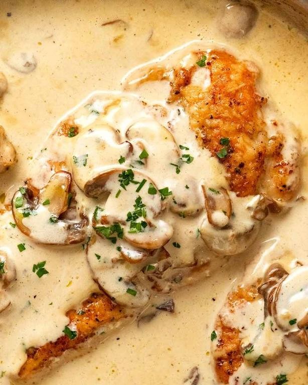 Thin Sliced Chicken Breast with Mushroom Sauce