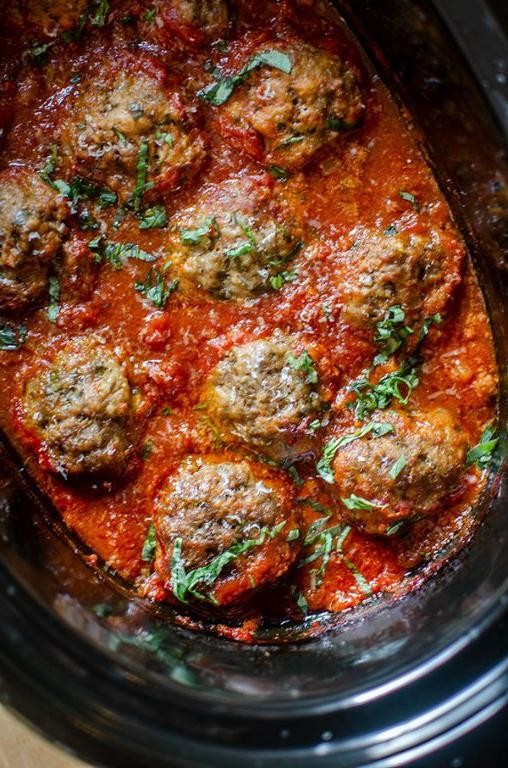 Tomato Basil Crockpot Meatballs