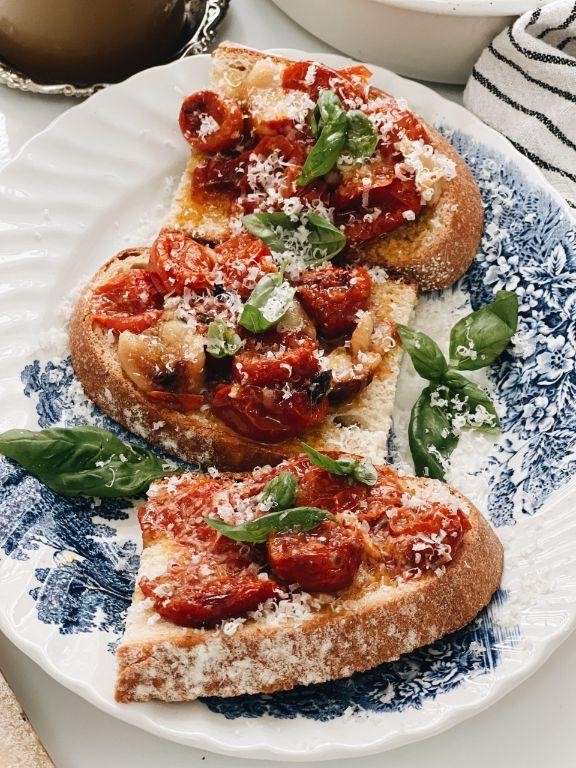 Tomato Garlic Bread