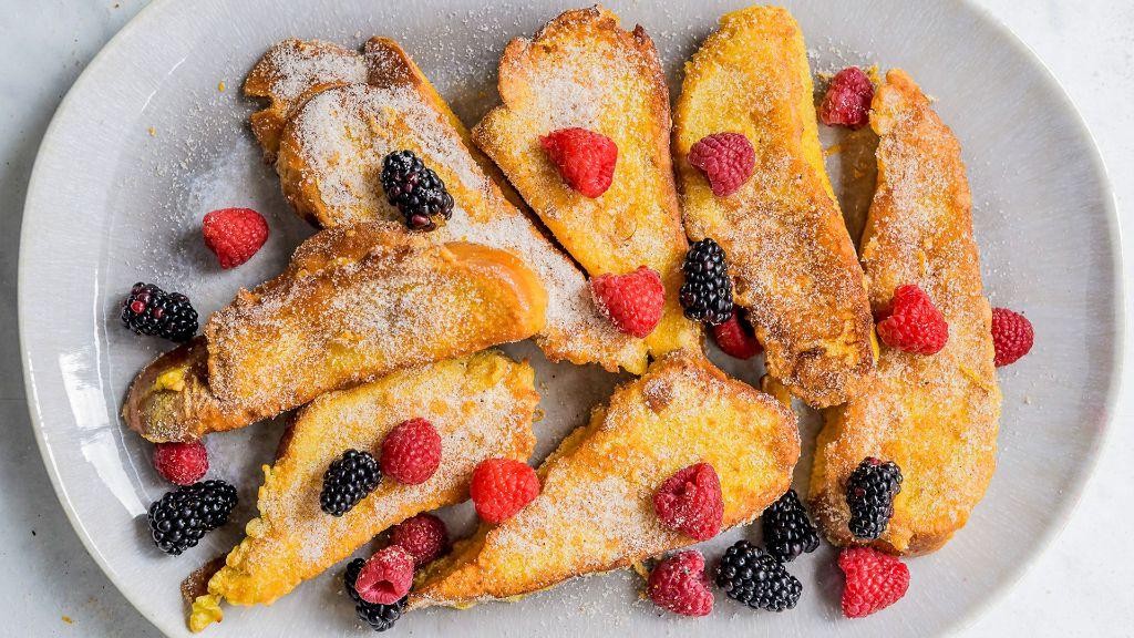 Torrejas with Fresh Berries