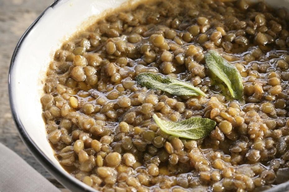 Traditional Ikarian Lentil Soup