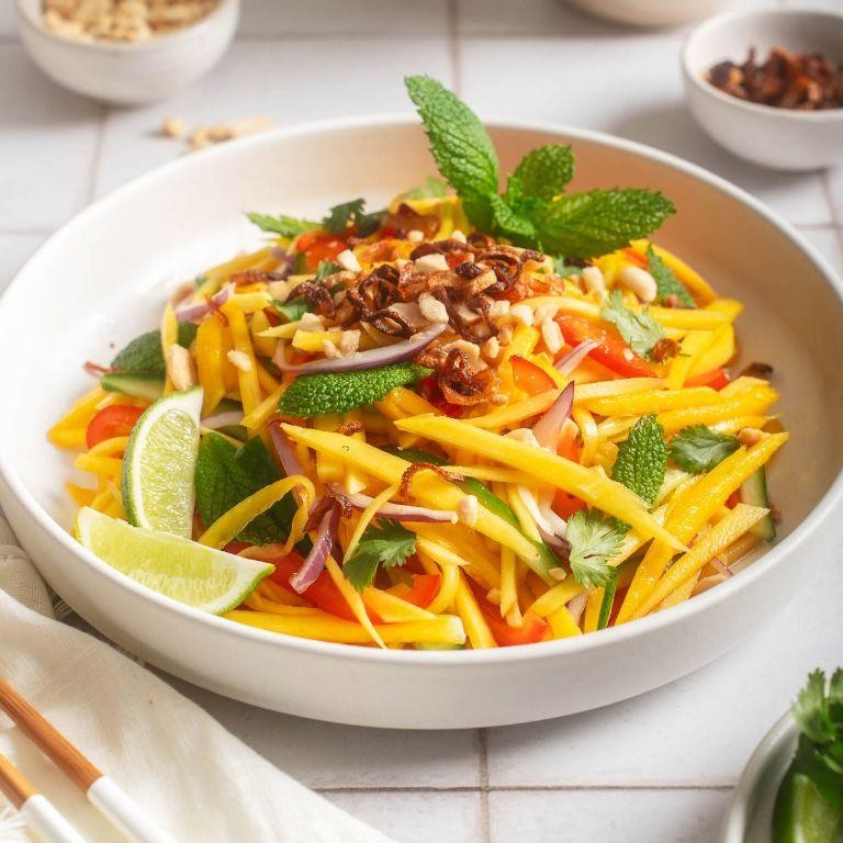 Triggerfish Salad with Mango Dressing