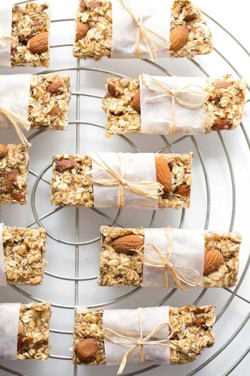 Vanilla Almond Granola Bars