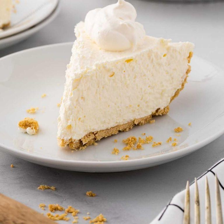 Vanilla Cool Whip Pie