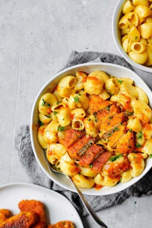 Vegan Buffalo Mac and Cheese