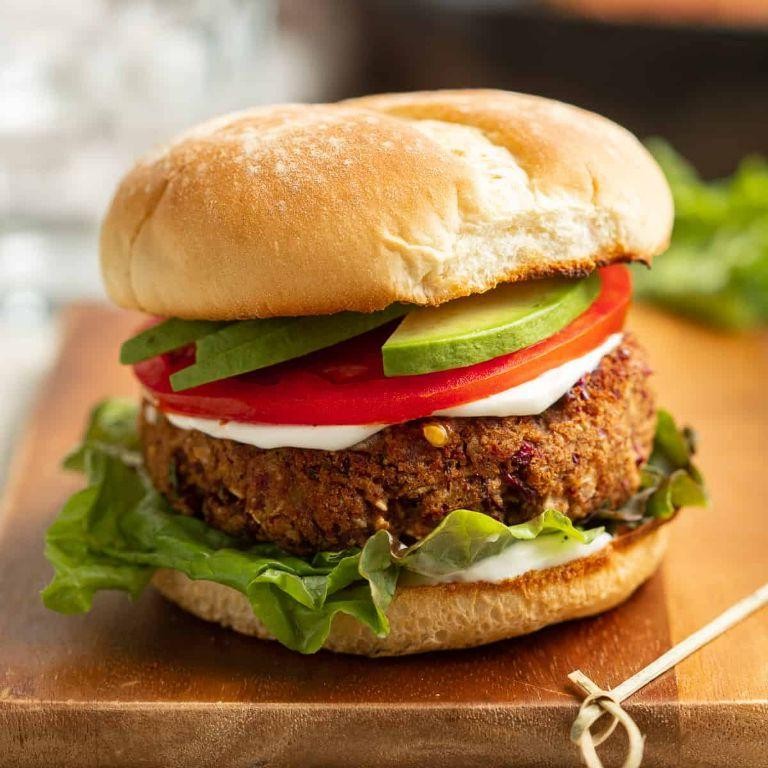 Vegetarian Kidney Bean Burgers
