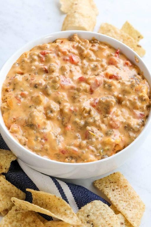 Velveeta Queso with Rotel