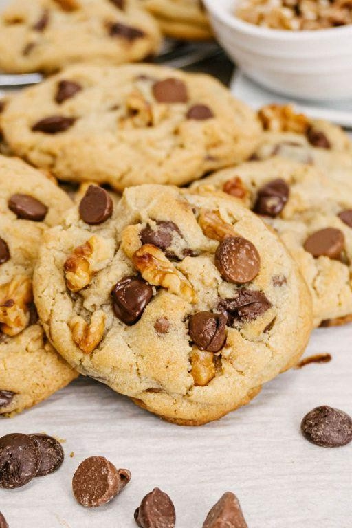 Walnut Flour Chocolate Chip Cookies