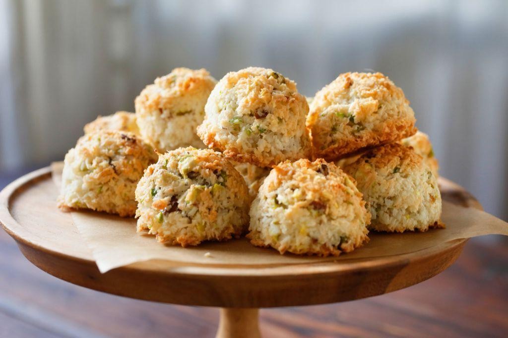 Walnut Flour Coconut Macaroons