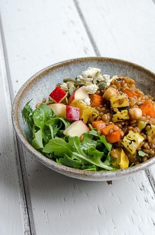Wheat Berries and Roasted Chicken Grain Bowl
