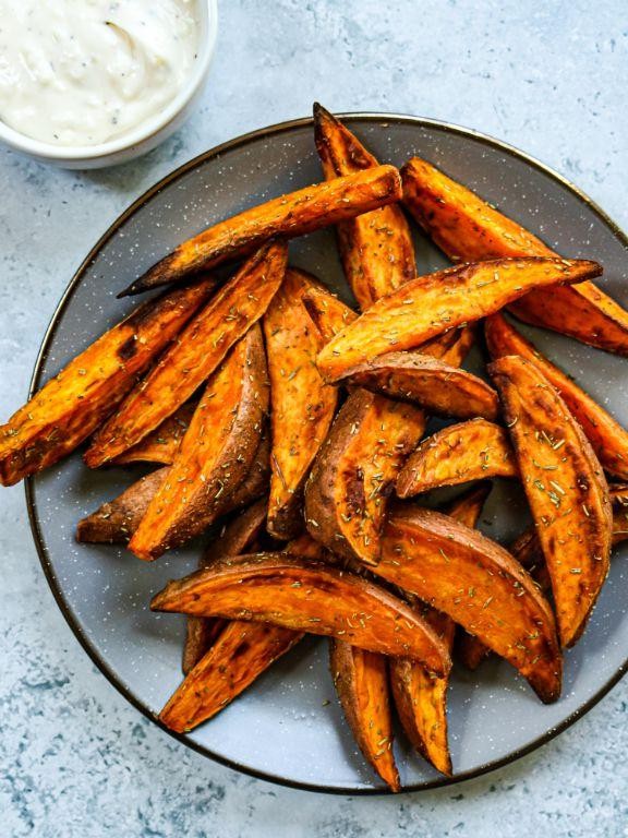 Air Fryer Sweet Potato Wedges with Garlic Aioli