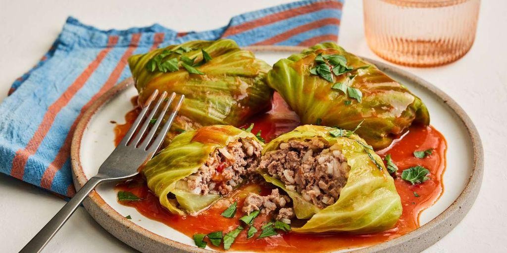 Baked Hamburger and Cabbage Dumplings