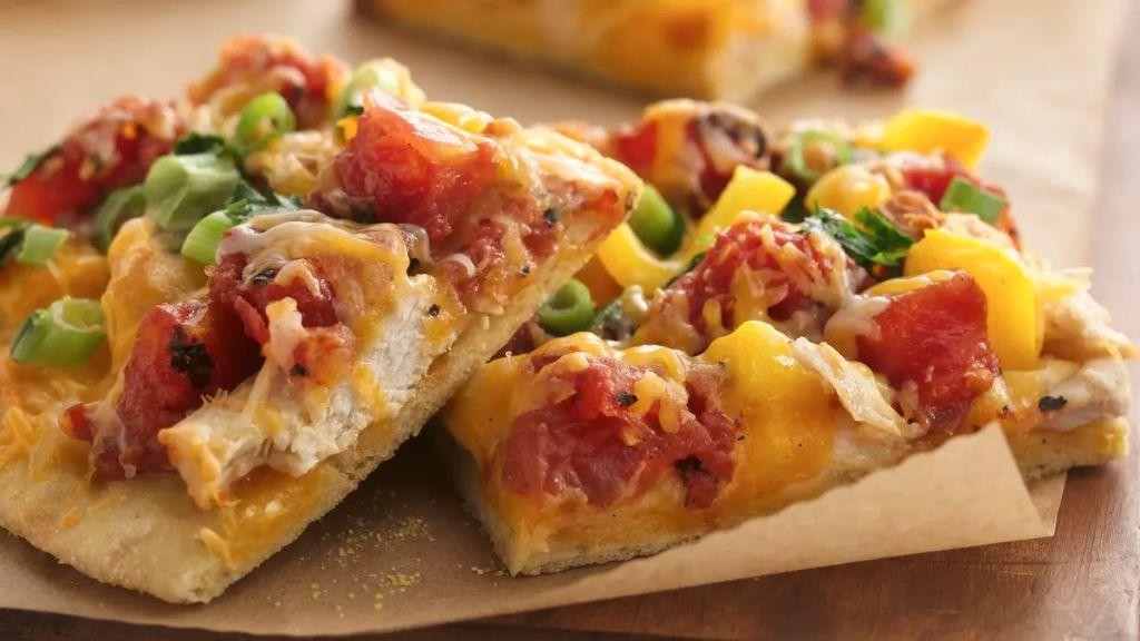 Chipotle Mexican Grill Chicken Pizza with Cornmeal Crust