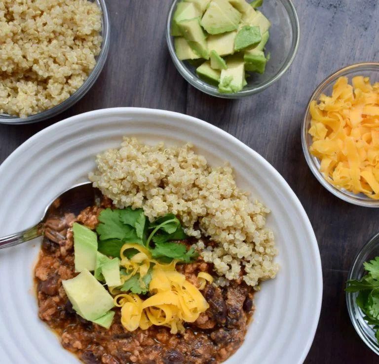 Chipotle Mexican Grill Chicken and Black Bean Chili