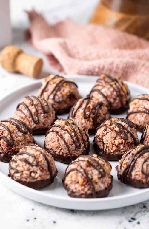 Chocolate Coconut Macaroons with Strawberry